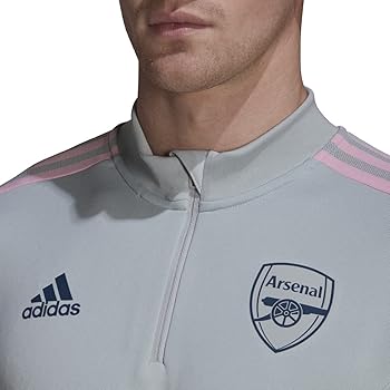 ARSENAL アーセナル 22/23 トラベル　セットアップ　完売品　UK M ARSENAL アーセナル 22/23 トラベルセットアップ完売品UK M